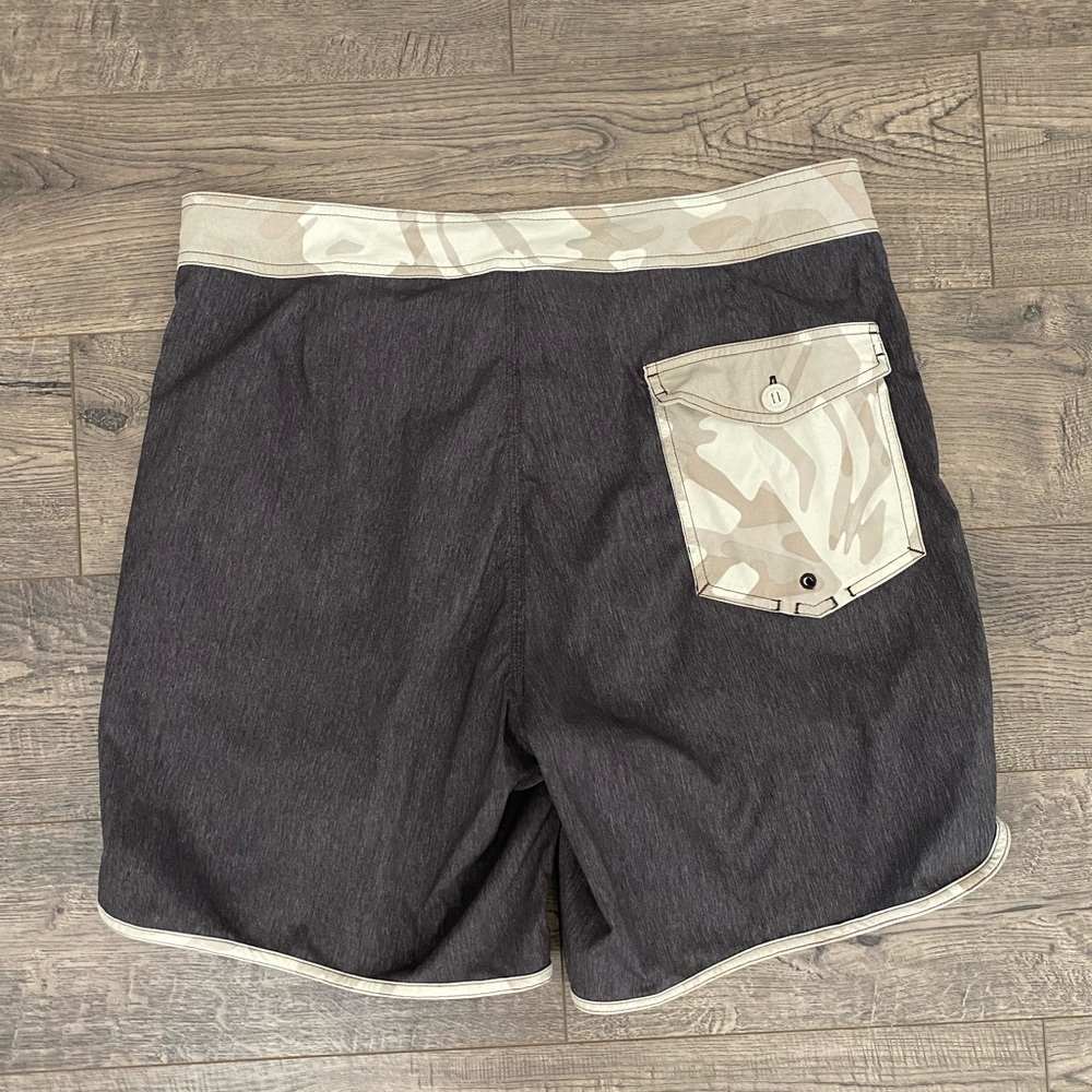 Patagonia Wavefarer Board Shorts 7” - Picture 5 of 5